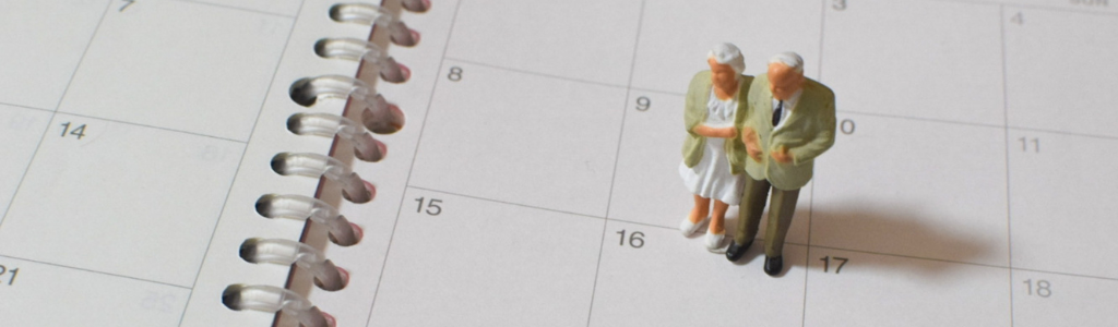 老人とカレンダー